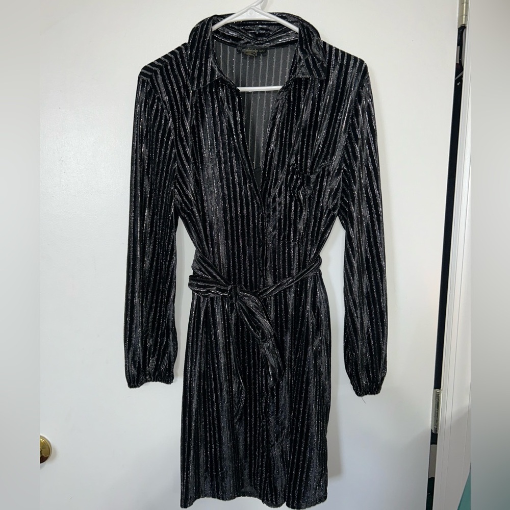 House of Harlow 1960 black silver dress